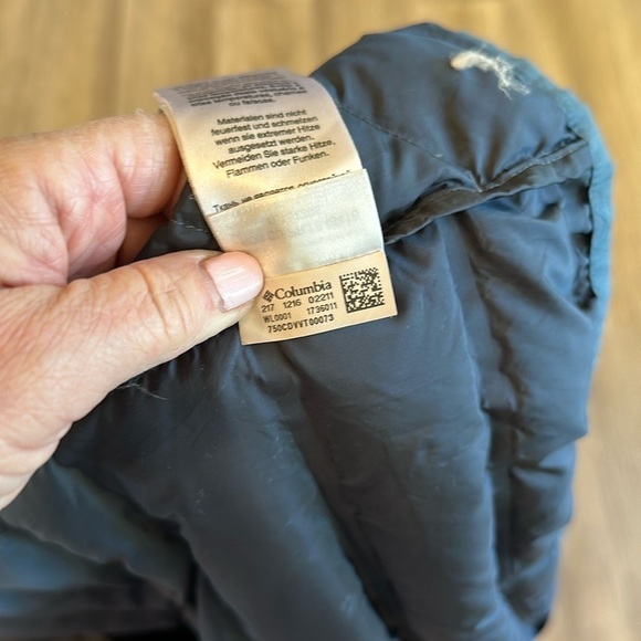 Columbia 650 down blue and yellow puffer jacket size small - Picture 5 of 10